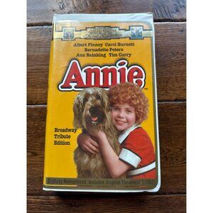 Annie Broadway Tribute Edition VHS Tape Digitally Remastered Columbia Pictures 1